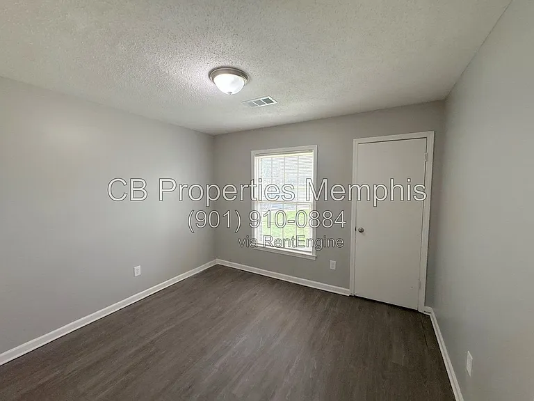 4872 Burgess Cv — Photo 5