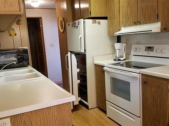 3rd image of 585 Sky Harbor Dr Lot 426