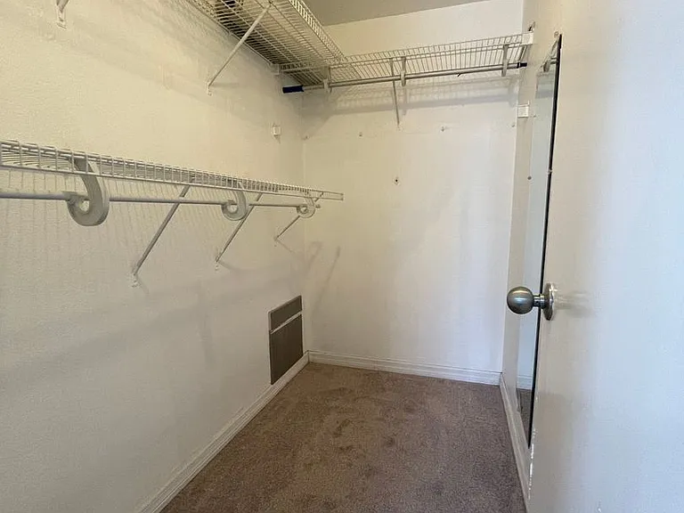 3410 Bay St — Photo 18