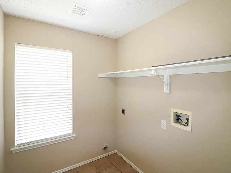 3711 Sycamore Ln — Photo 14