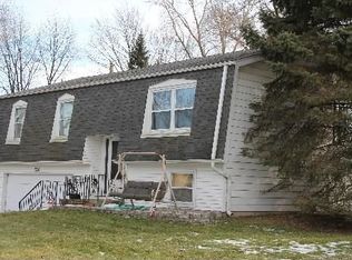 524 Chippewa Trl, Carol Stream, IL 60188