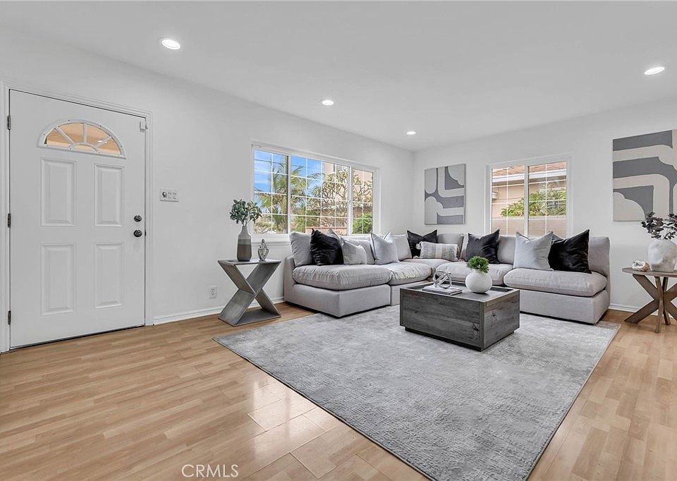 1st image of 1460 W 187th Pl
