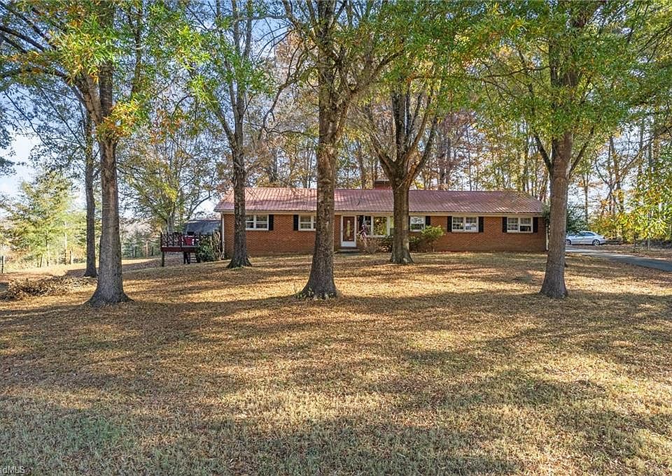 2733 Brawley Rd, Yadkinville, NC 27055 MLS 1124864 Zillow