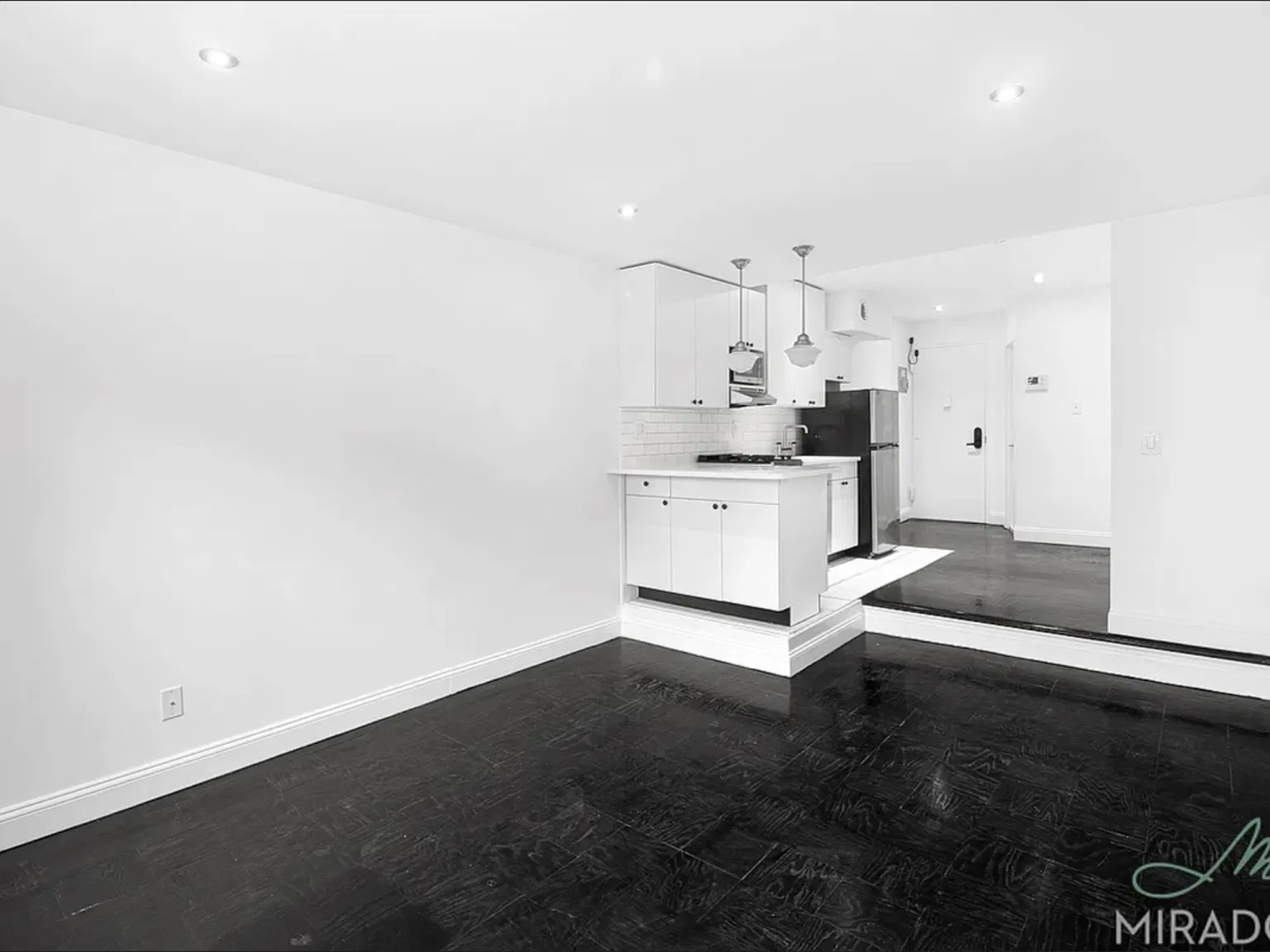 255 West 14th Street — Photo 2