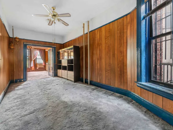 638 Warren Street image 4 of 8