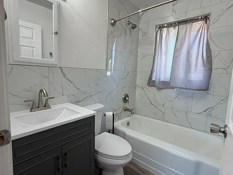 245 W 100 N — Photo 15