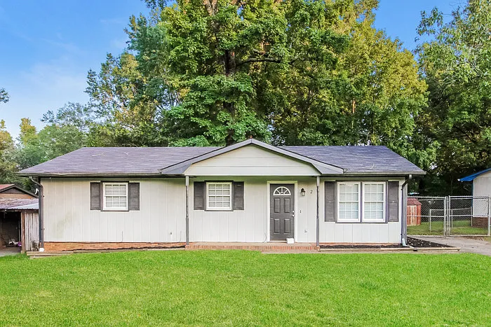 2 Mitchell Ct — Photo 1