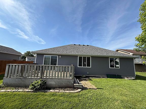 5th image of 1928 Missouri View Ln