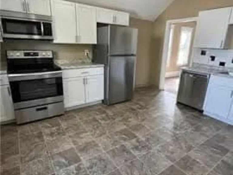287 Sidney St E #2 — Photo 4