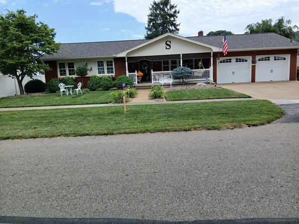 283 Elm St, Duncan Falls, OH 43734