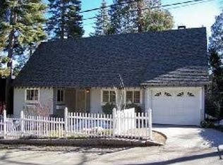 301 Oak Dr, Lake Arrowhead, CA 92352