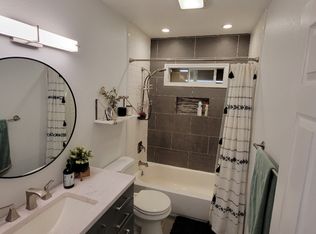 6263 N Traymore Ave, Azusa, CA 91702