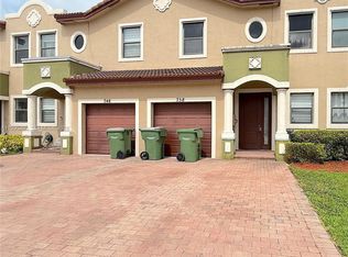 Crystal Lakes, Homestead, FL 33033