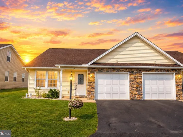 39 Pacific Ave, Milroy, PA 17063
