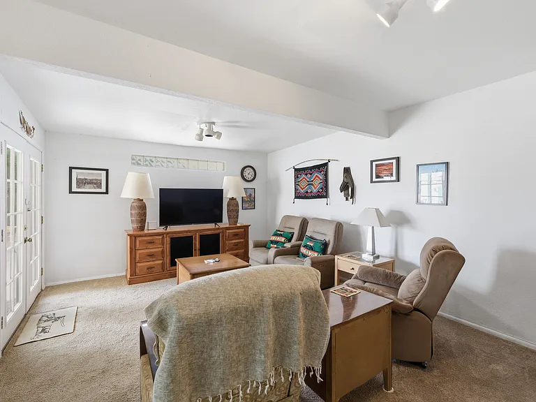 1301 W Montoya Ln — Photo 16