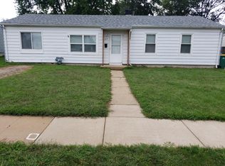 629 Montrose Dr, Romeoville, IL 60446