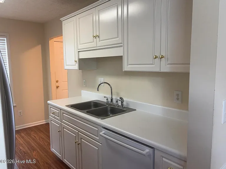 817 Fripp Ct — Photo 5
