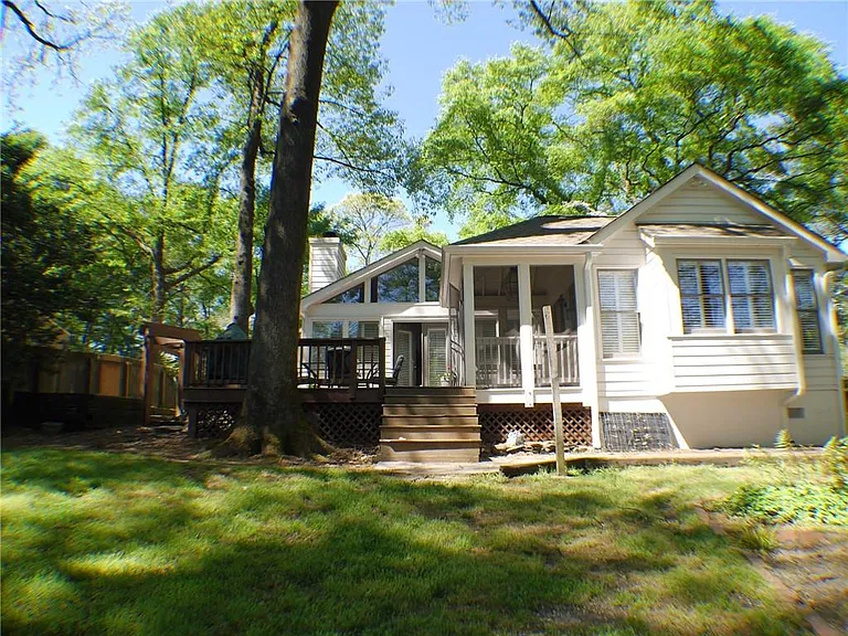 746 Forrest Trl NW — Photo 15