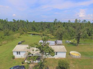 860 Saint Rose Rd, Grand Ridge, FL 32442