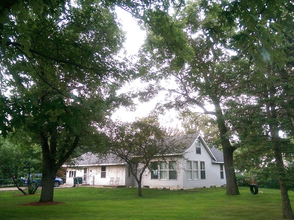 1st image of 9303 Flanders St NE