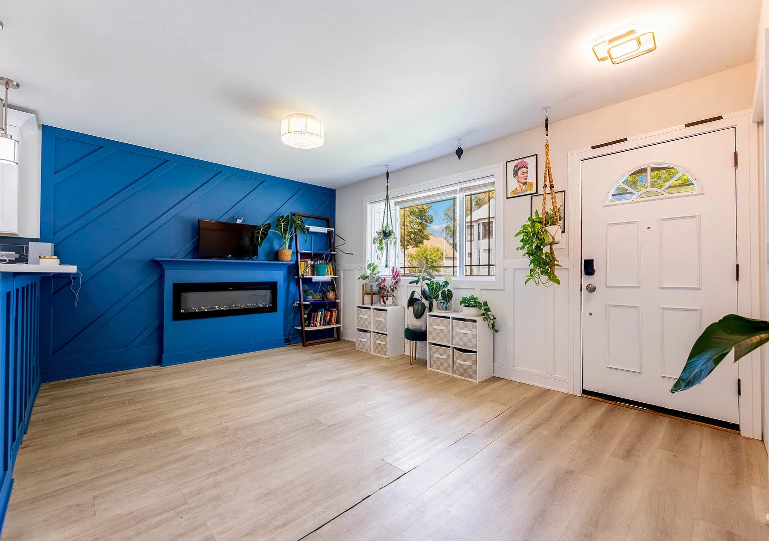 4 bed, 969 sqft, $2,200 — Photo 3