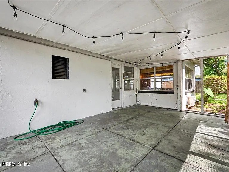 6216 Suwanee Rd — Photo 28
