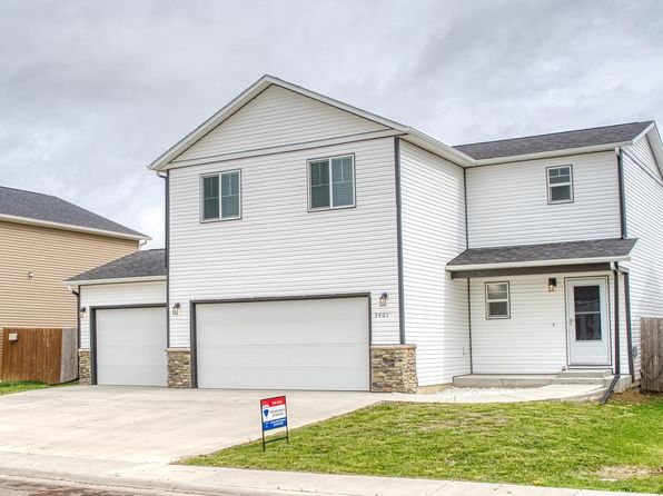3401 Goldenrod Ave, Gillette, WY 82716