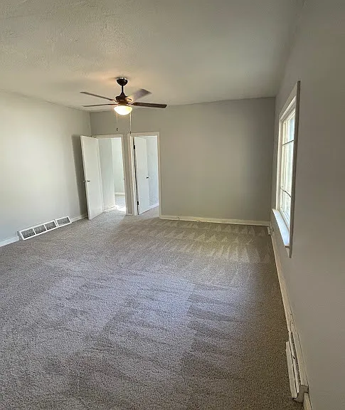 441 Freeman St — Photo 2