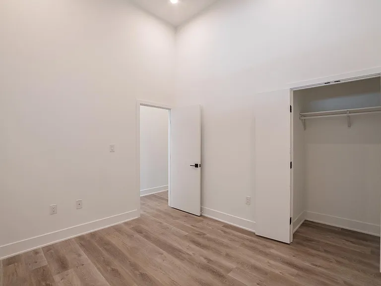 1420 Point Breeze Avenue — Photo 64