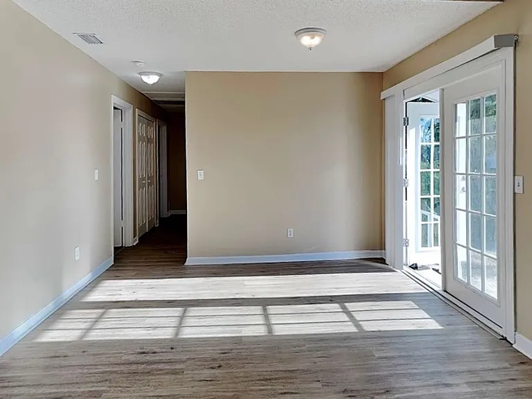 7505 N Saint Peter Ave — Photo 7