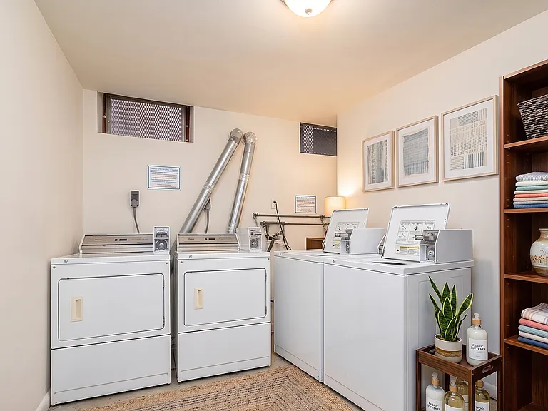 25 Chester St #4A — Photo 8