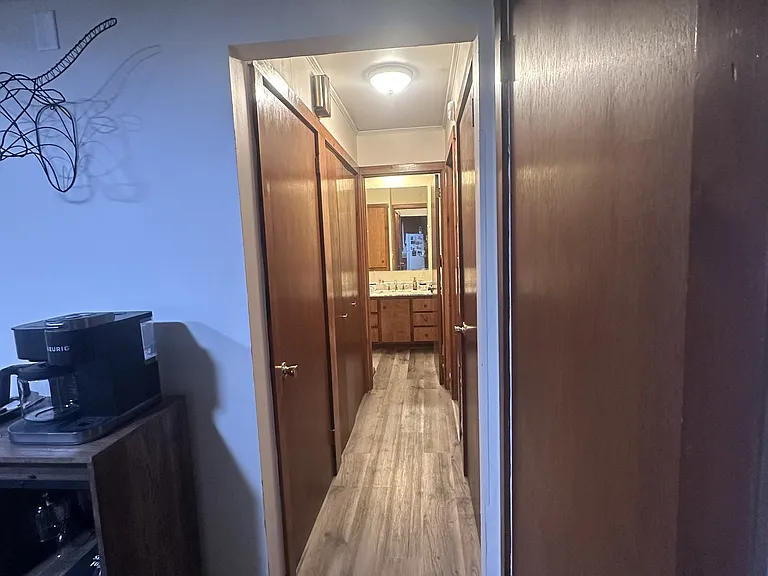 227 E Howard St #1 — Photo 10