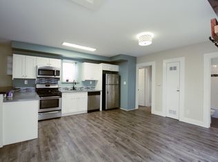1735 12th St APT 1, Oakland, CA 94607