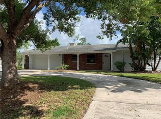 14137 Thacher Ave, Largo, FL 33774
