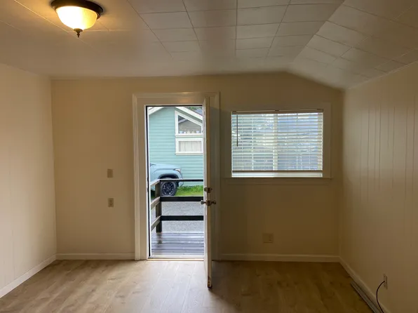 (undisclosed Address), Eureka, CA 95501