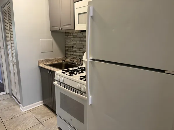 1601 18th St SE APT 3, Washington, DC 20020