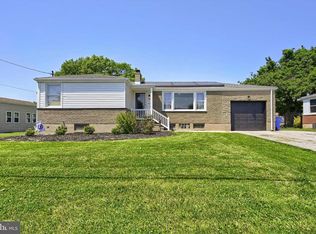 2740 Clearbrook Blvd, York, PA 17406