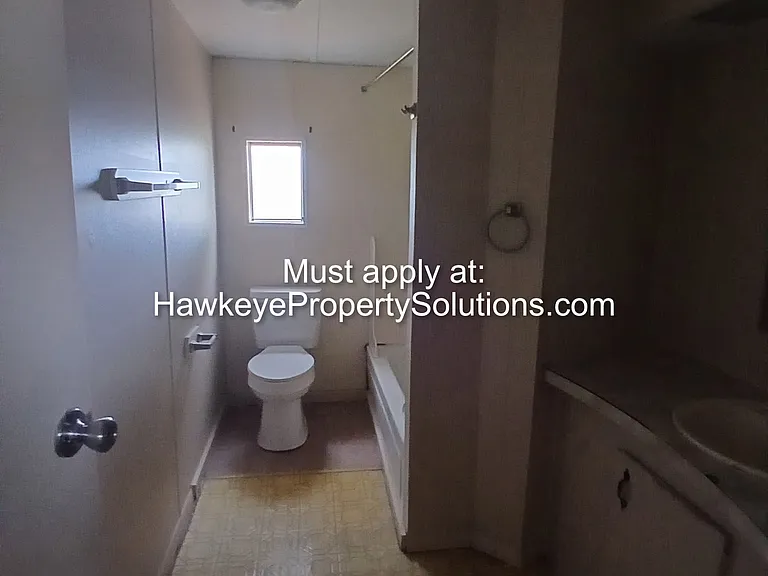 3315 E Main St #18 — Photo 7
