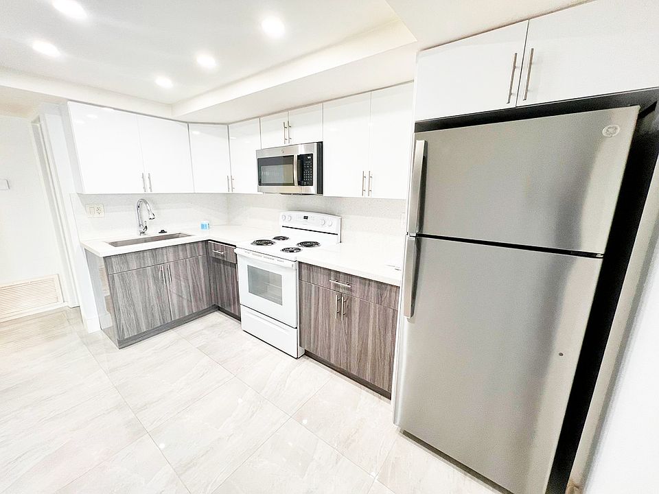 1st image of 1534 SE 15th St #10996216