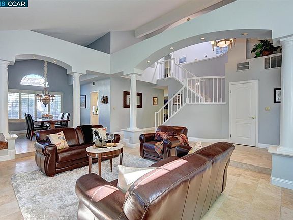 5th image of 3355 Green Meadow Dr