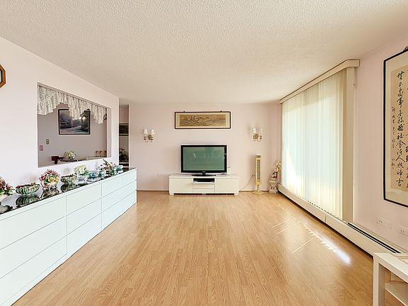 5th image of 8815 W Golf Rd APT 8C