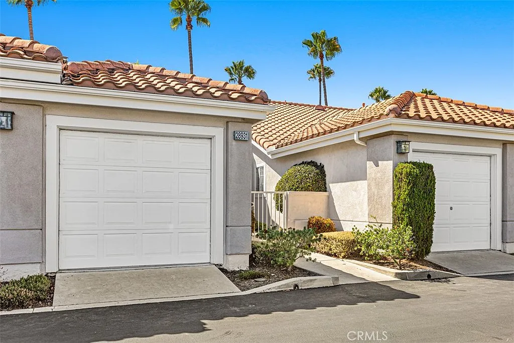 2 bed, 1278 sqft, $4,000 — Photo 3