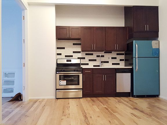 2nd image of 212 Evergreen Ave #6F
