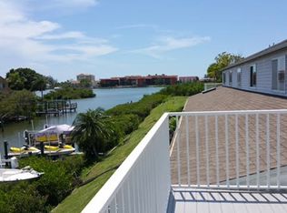 9410 Tara Cay Ct #15, Seminole, FL 33776