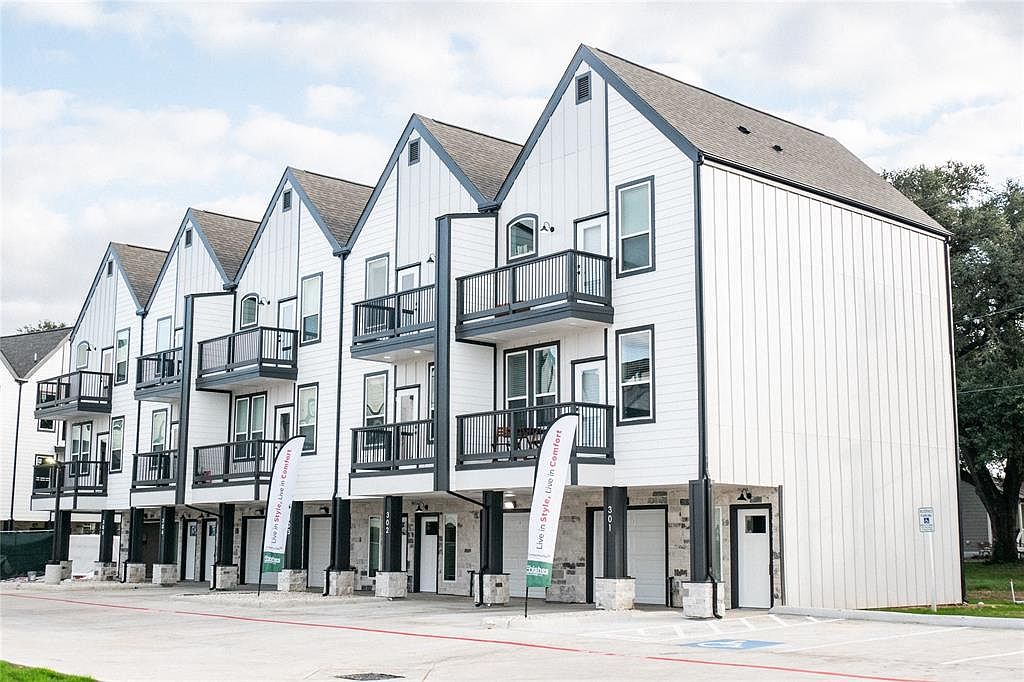 2519 Washington St 203, Waller, TX 77484 Zillow