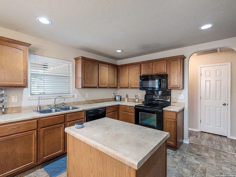 5402 Duke Fld — Photo 8
