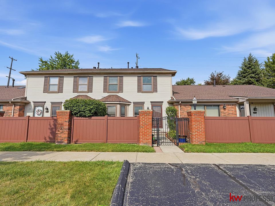 1st image of 41379 Southwind Dr