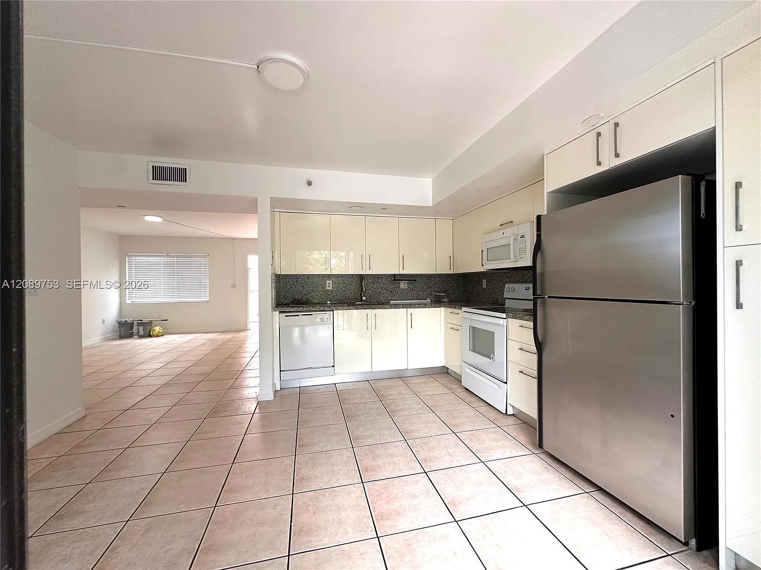 Horizons West Condo #8 — Photo 4