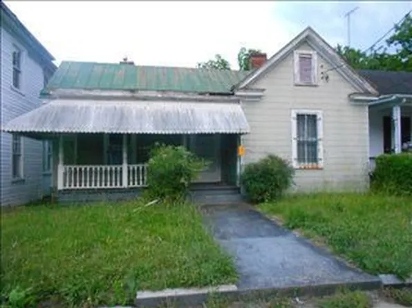 831 Stokes St, Danville, VA 24541