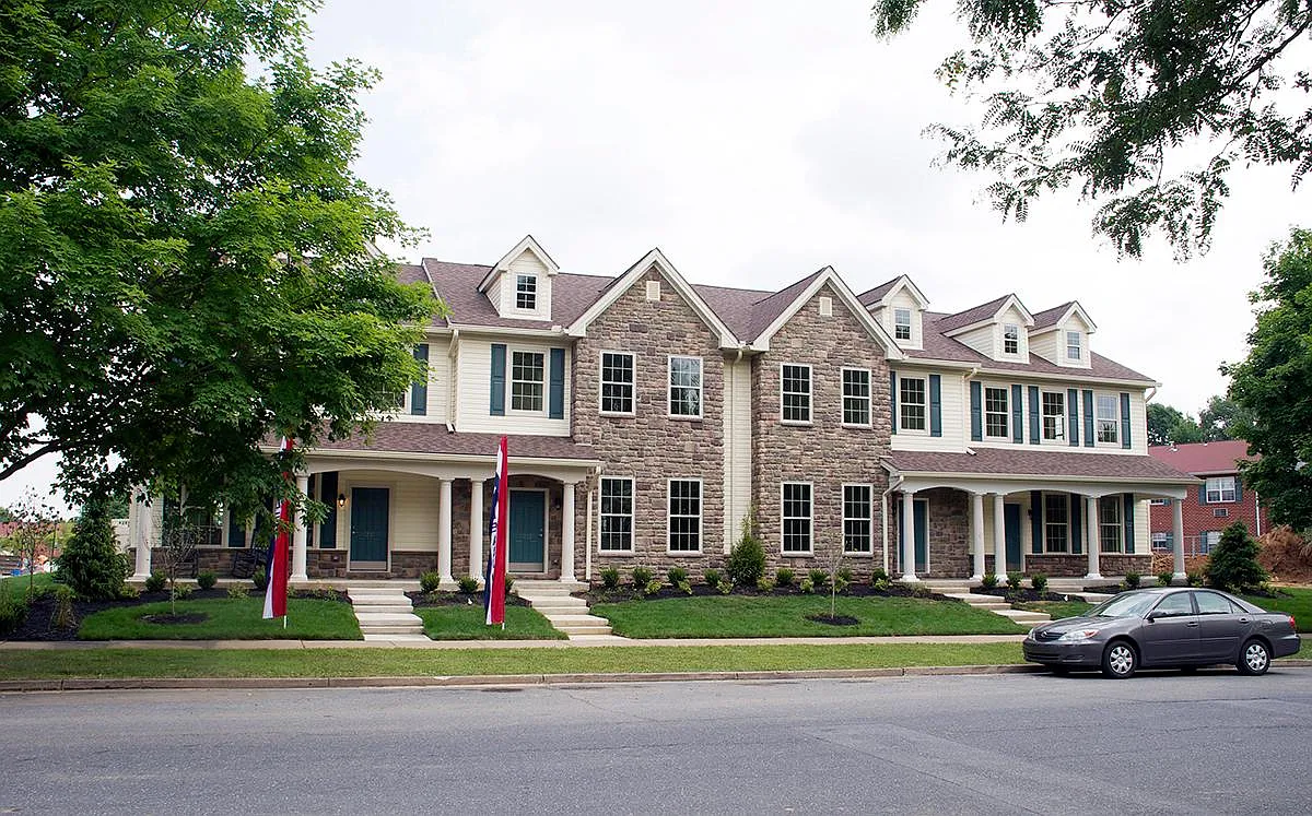East Hills Townhomes at Bethlehem — Photo 3